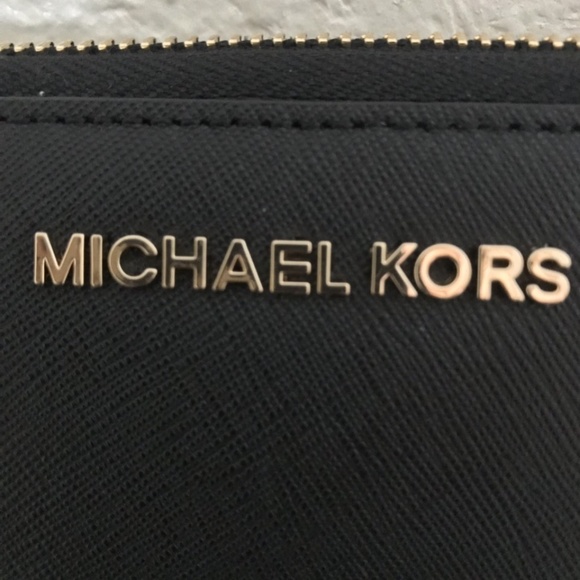 NWT MICHAEL KORS FLAT PHONE CASE WALLET WRISTLET - Picture 2 of 7